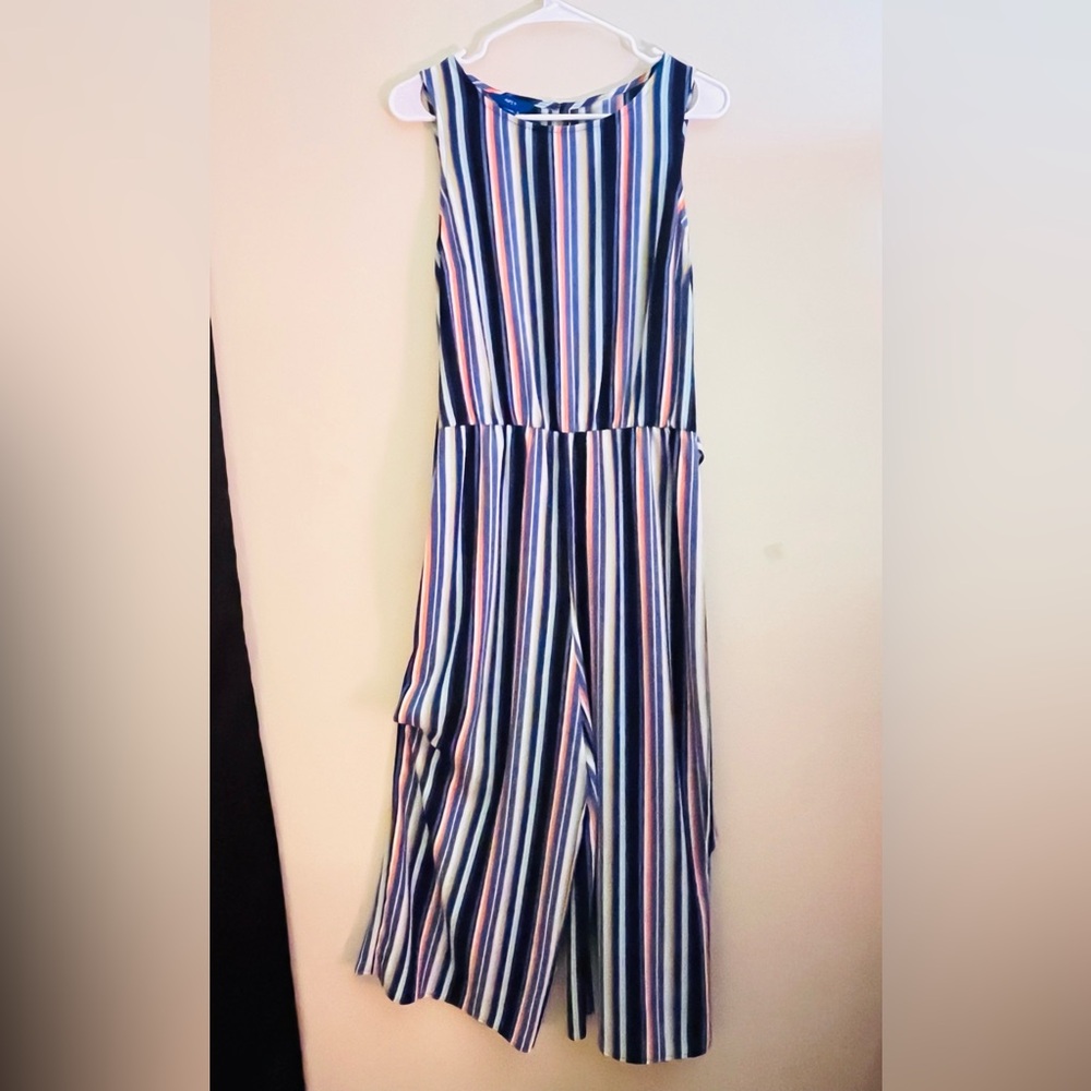 Apt. 9 Multicolor Striped Sleeveless jumpsuit in size Medium.